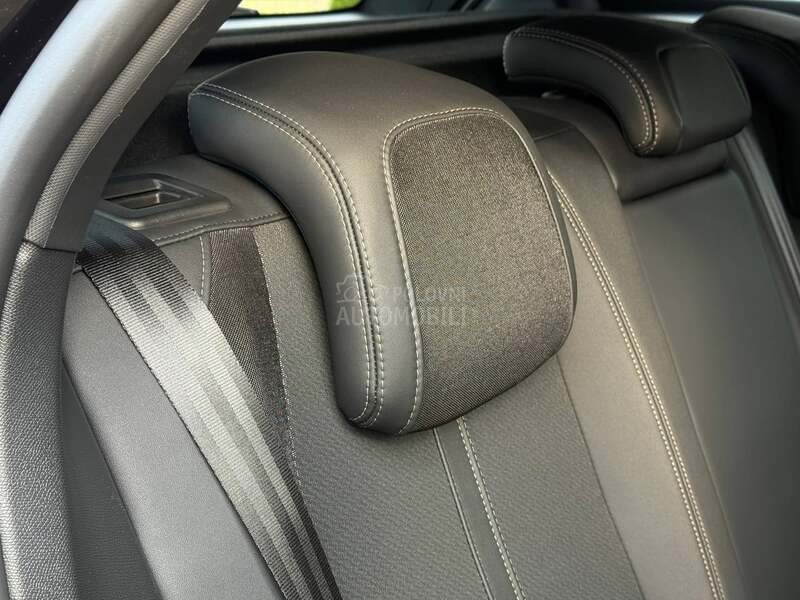 Peugeot 3008 GT/Auto/Kamera/Led