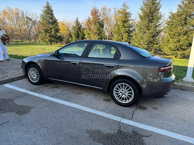 Alfa Romeo 159 
