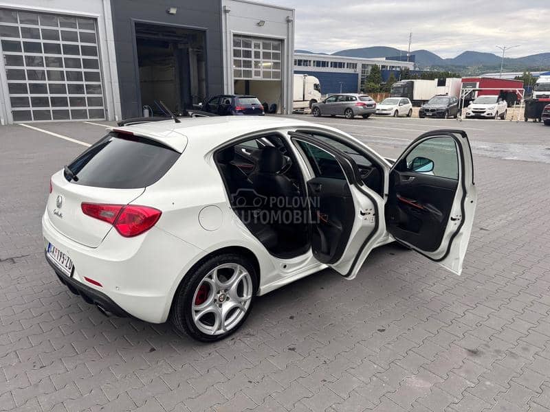 Alfa Romeo Giulietta Quadrifoglio