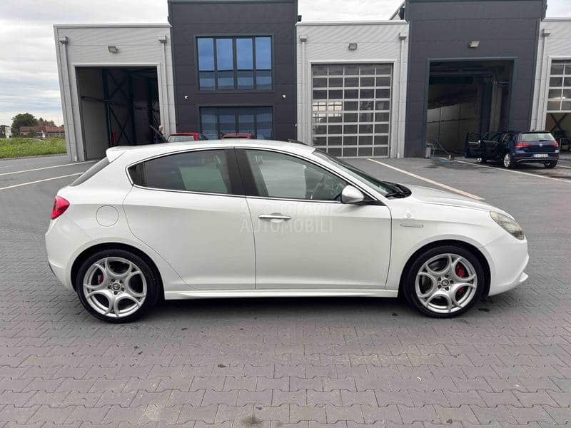 Alfa Romeo Giulietta Quadrifoglio