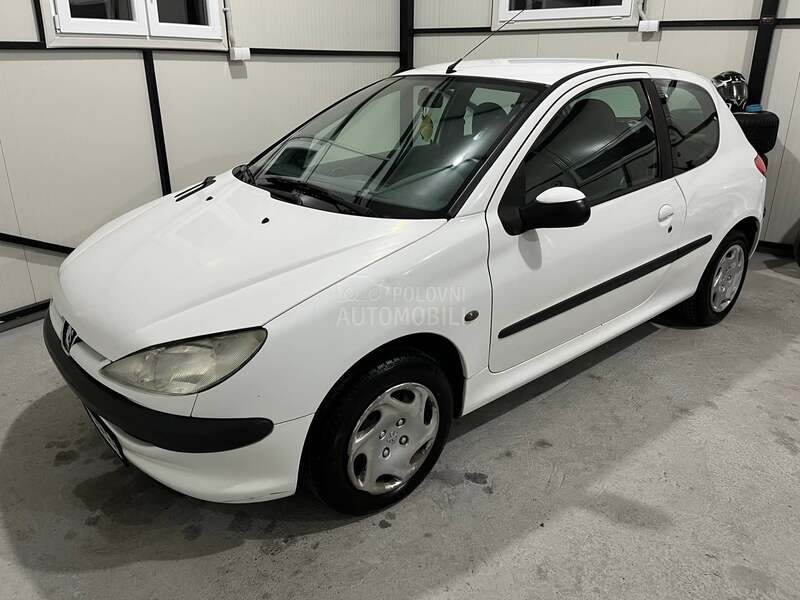 Peugeot 206 1.4 B