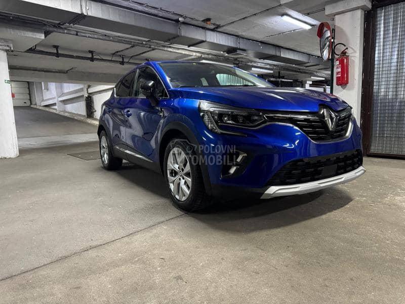 Renault Captur 1,6 E-TECH