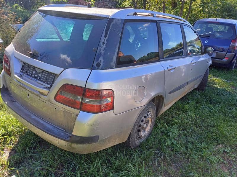 Fiat Stilo 1.9 2003. god. -  kompletan auto u delovima