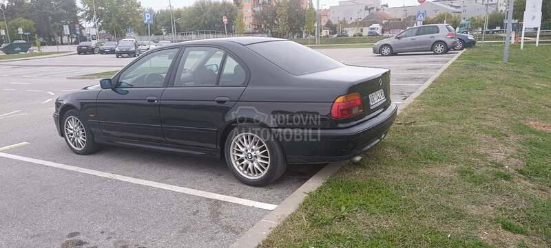 BMW 520 