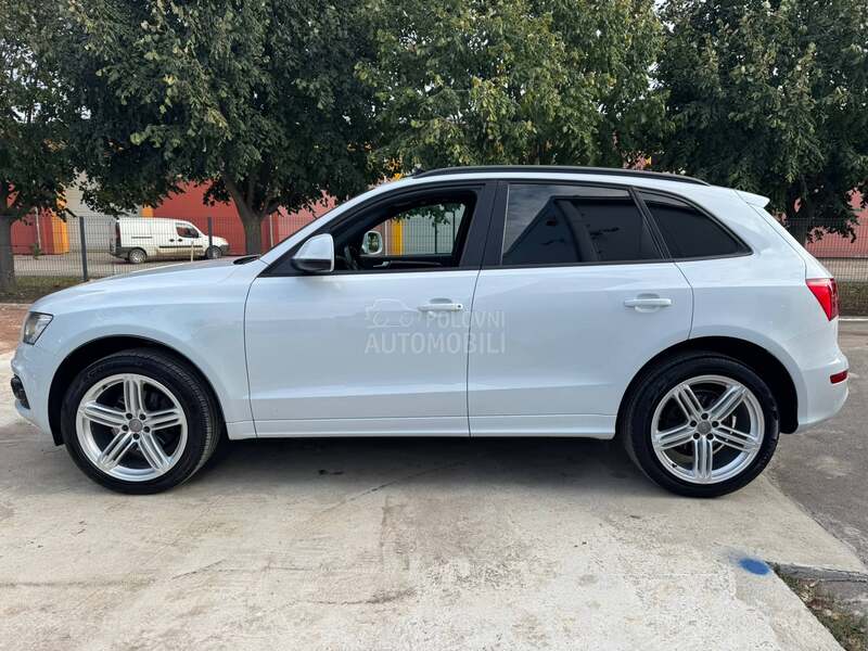 Audi Q5 3xS CH