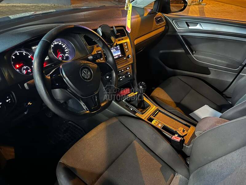 Volkswagen Golf 7 1.2 tsi