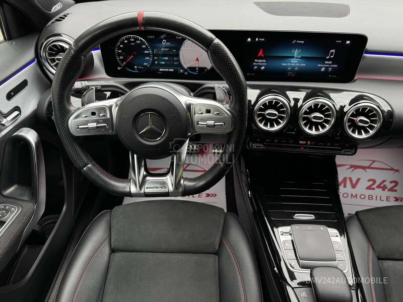 Mercedes Benz A 35 AMG 4 MATIC LED