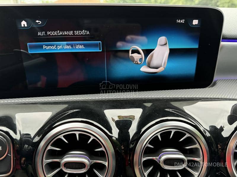 Mercedes Benz A 35 AMG 4 MATIC LED