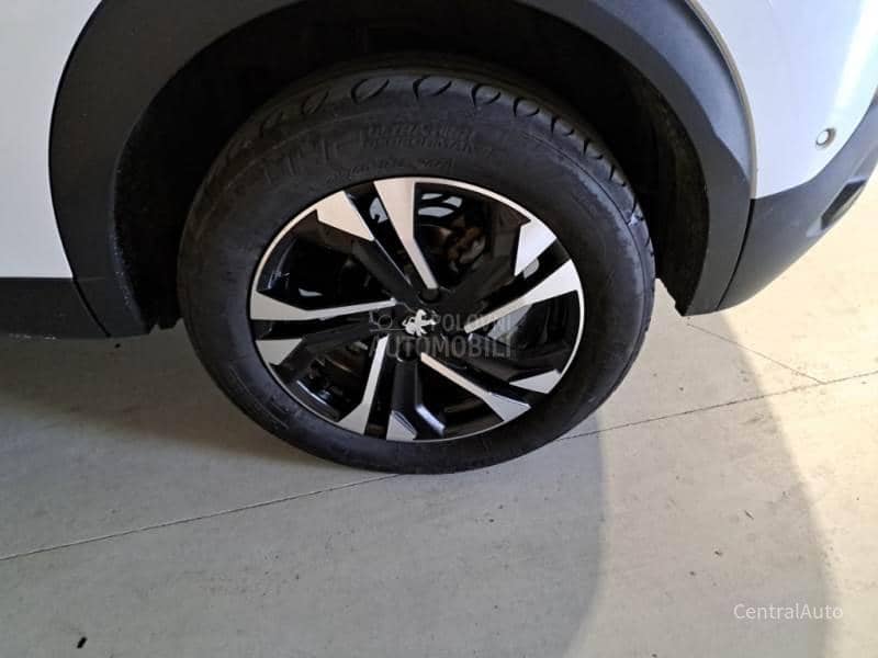 Peugeot 2008 1.5HDI GT perla