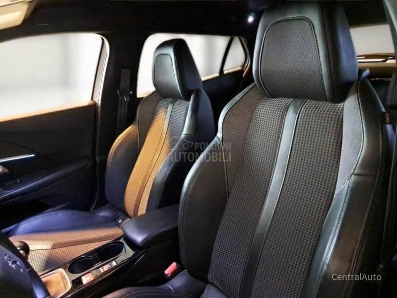Peugeot 2008 1.5HDI GT perla
