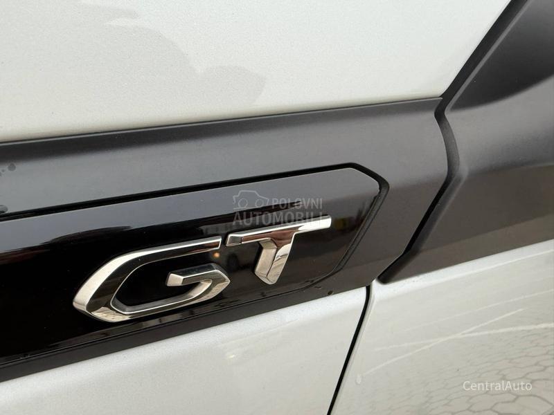 Peugeot 2008 1.5HDI GT perla