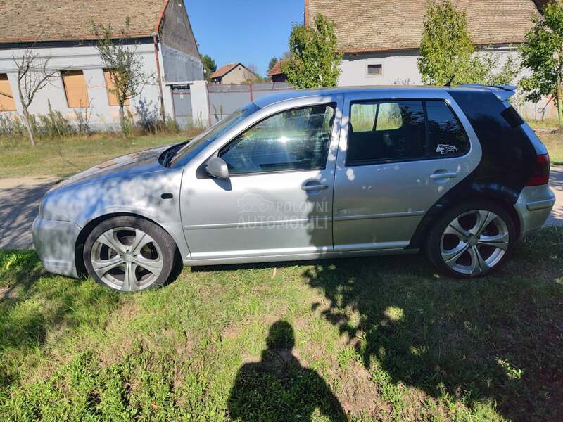 Volkswagen Golf 4 GTI