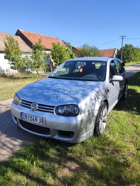 Volkswagen Golf 4 GTI