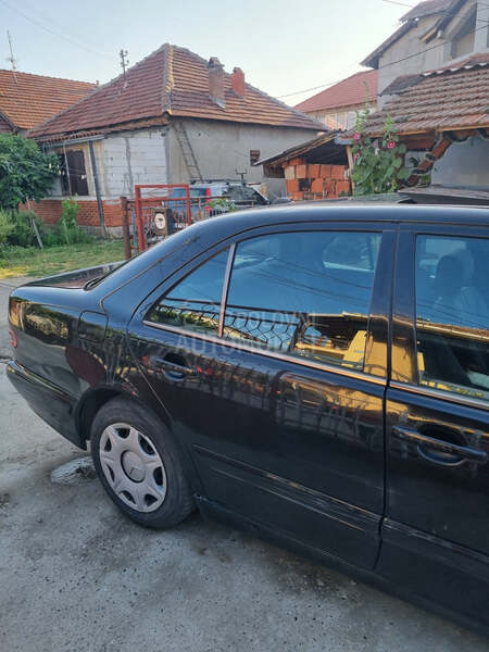 Mercedes Benz E 200 w210 , Restailing