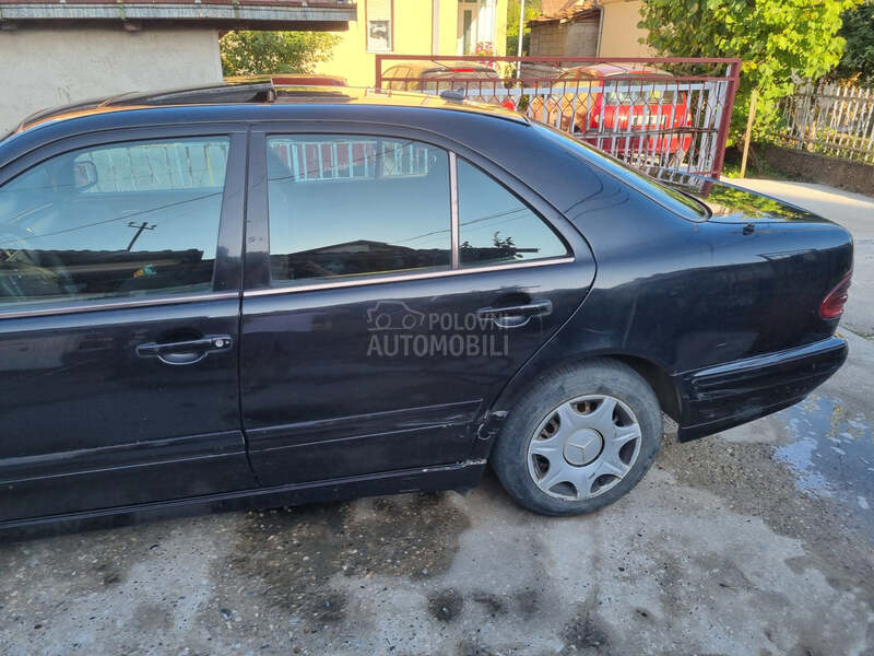 Mercedes Benz E 200 w210 , Restailing