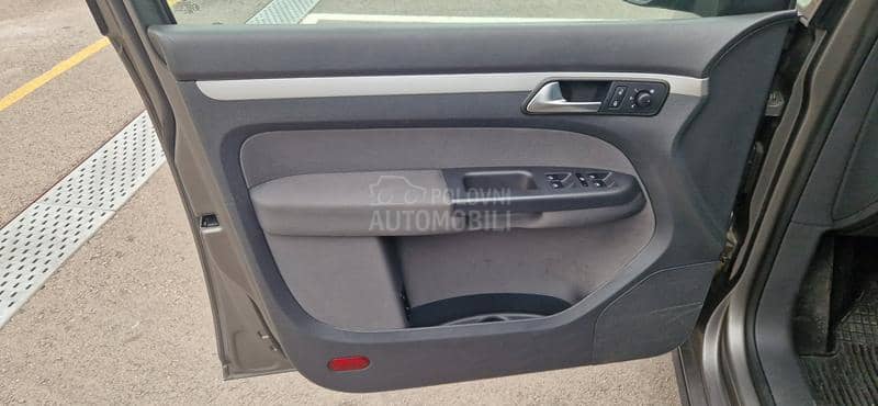 Volkswagen Touran 1.6 TDI