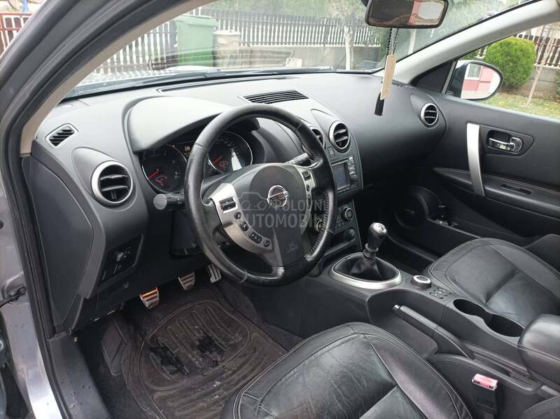 Nissan Qashqai 2.0D 4x4 ODLIČAN
