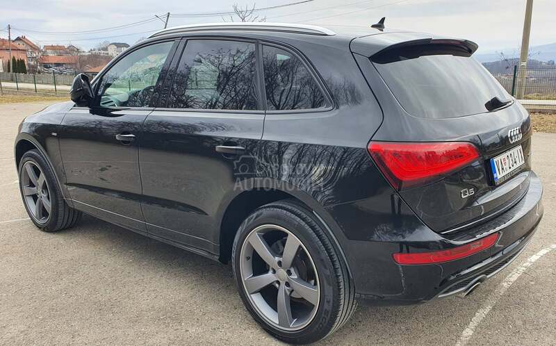 Audi Q5 2.0 TDI S-LINE