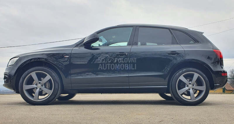 Audi Q5 2.0 TDI S-LINE