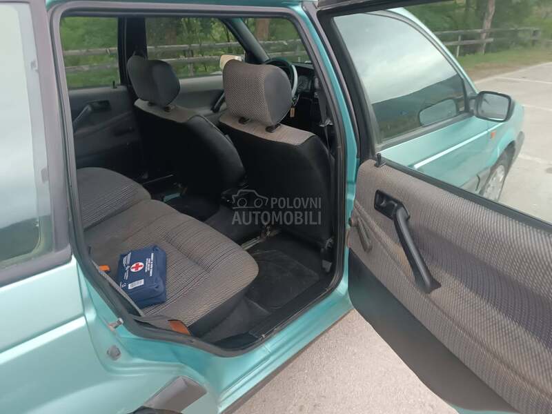 Volkswagen Passat B3 1.8