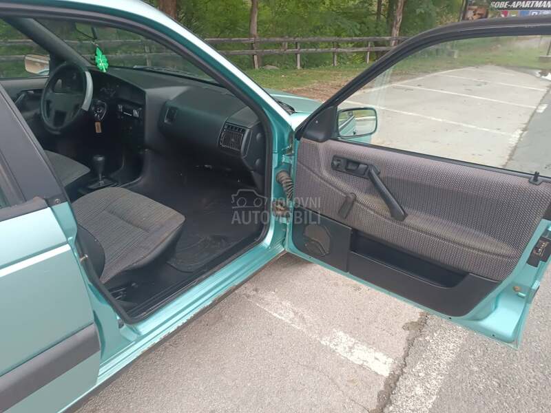 Volkswagen Passat B3 1.8