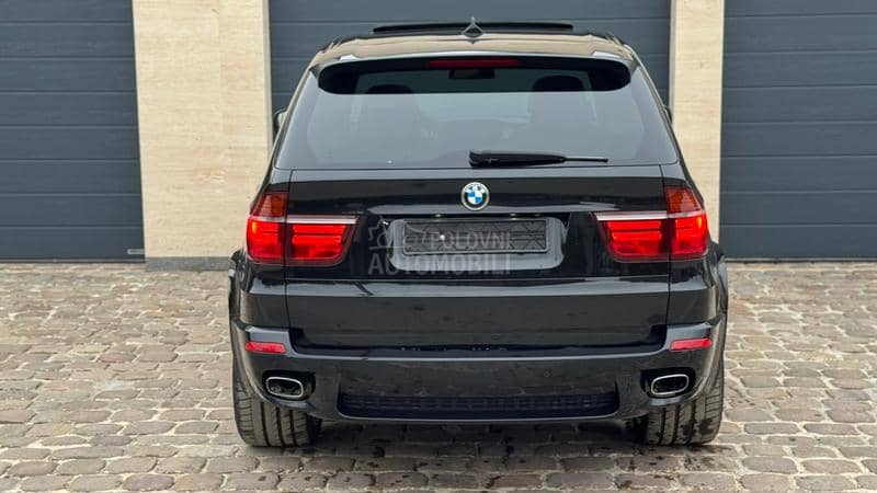 BMW X5 M3.0d 7 Sedista 2013 BMW X5 M3.0d 7 Sedista 2013