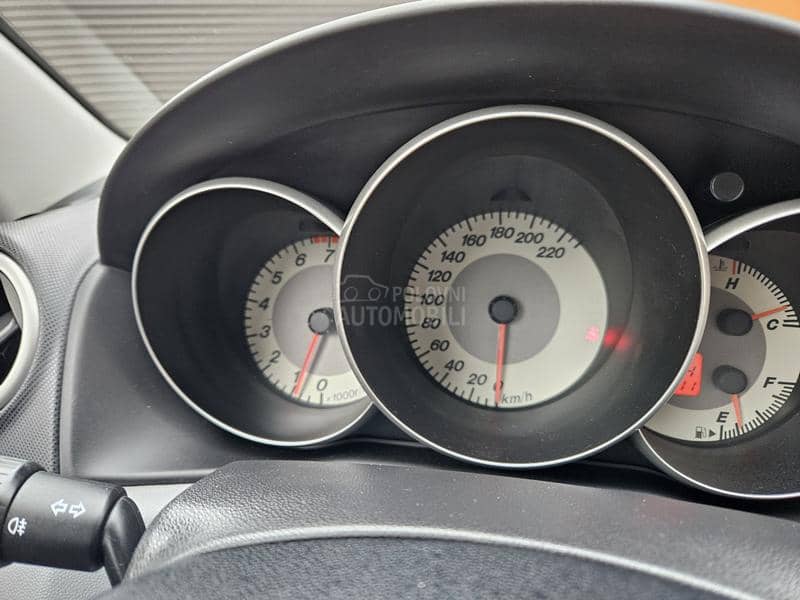 Mazda 3 1.4 ALU TOOP