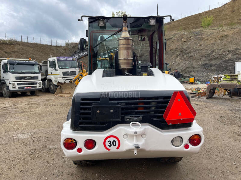 CAT 906H