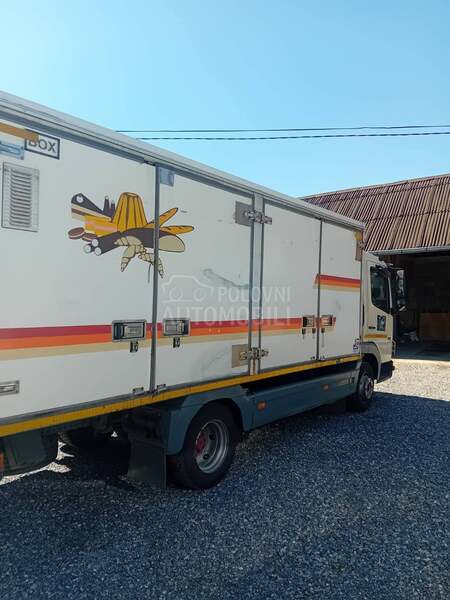 Mercedes Benz atego 812