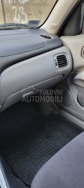 Nissan Almera 1.8 n16
