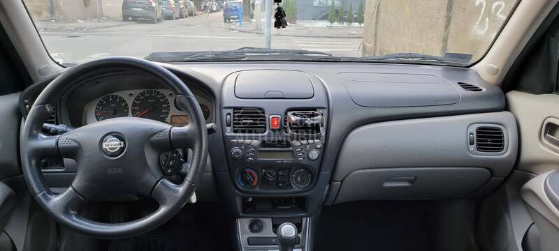 Nissan Almera 1.8 n16