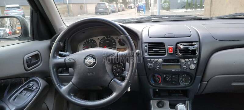 Nissan Almera 1.8 n16