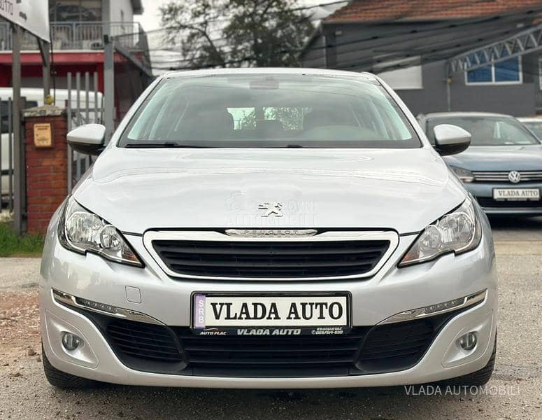Peugeot 308 MALA KILOMETRAŽA Peugeot 308 MALA KILOMETRAŽA