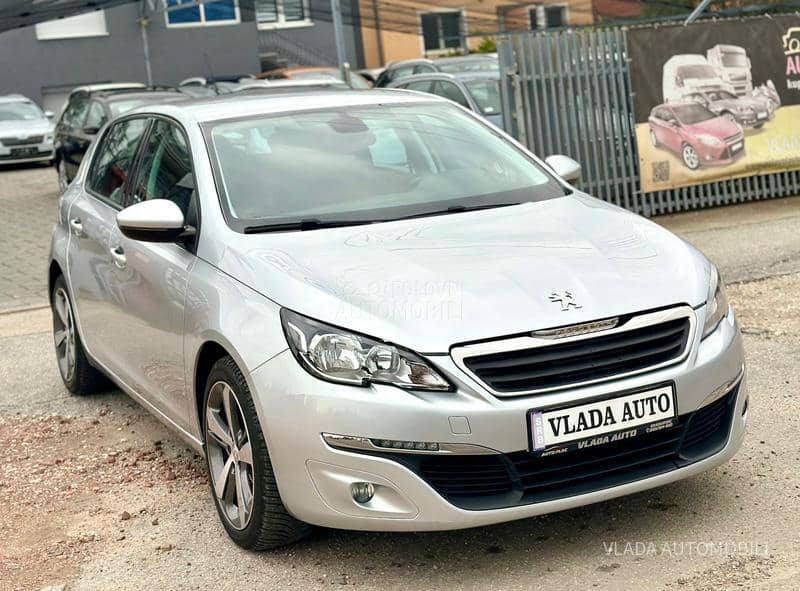 Peugeot 308 MALA KILOMETRAŽA Peugeot 308 MALA KILOMETRAŽA