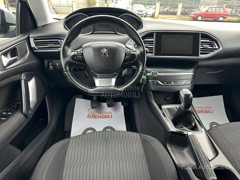 Peugeot 308 MALA KILOMETRAŽA Peugeot 308 MALA KILOMETRAŽA