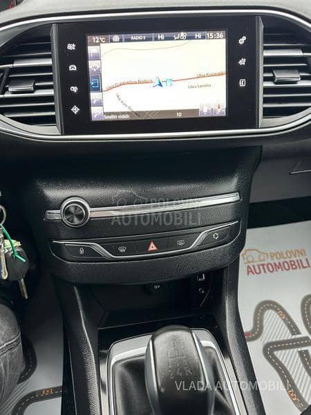 Peugeot 308 MALA KILOMETRAŽA Peugeot 308 MALA KILOMETRAŽA