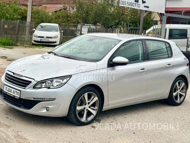 Peugeot 308 MALA KILOMETRAŽA