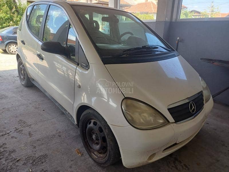 Mercedes Benz A 140 1.4 2002. god. -  kompletan auto u delovima