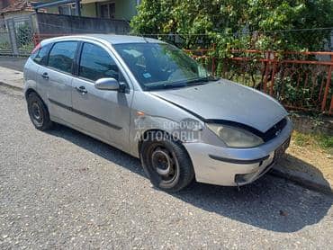 Ford Focus 1.8 2003. god. -  kompletan auto u delovima