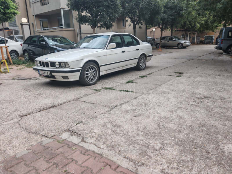 BMW 520 