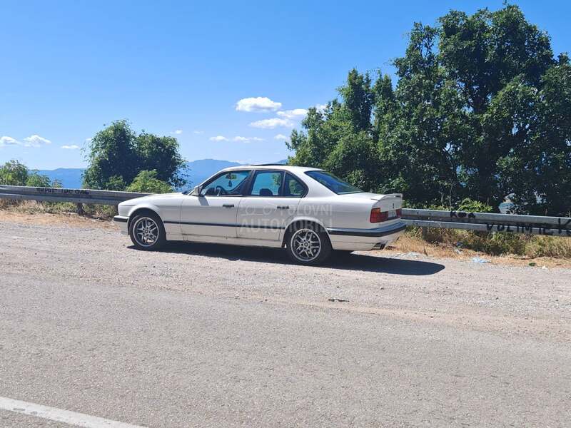 BMW 520 