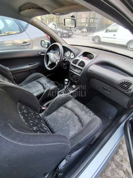 Peugeot 206 1400