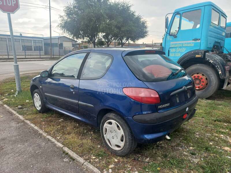 Peugeot 206 1.1