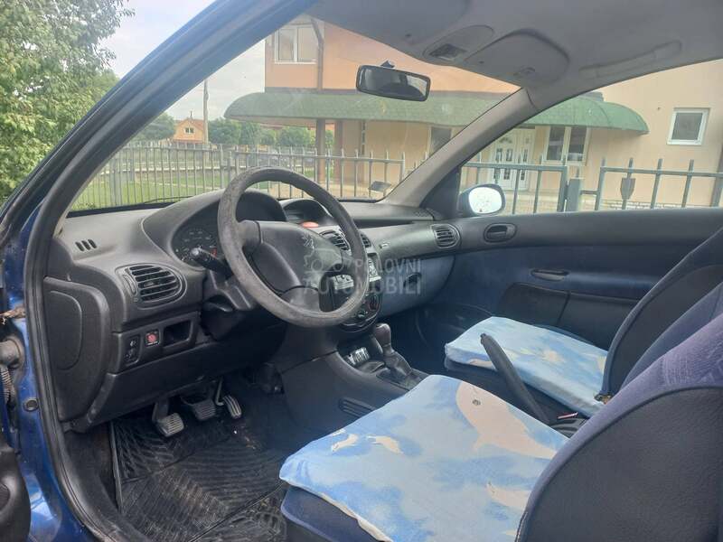 Peugeot 206 1.1