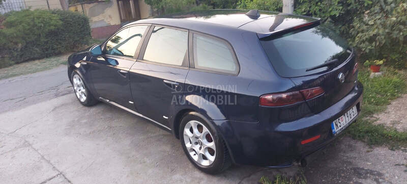 Alfa Romeo 159 1.9 JTDM 8v