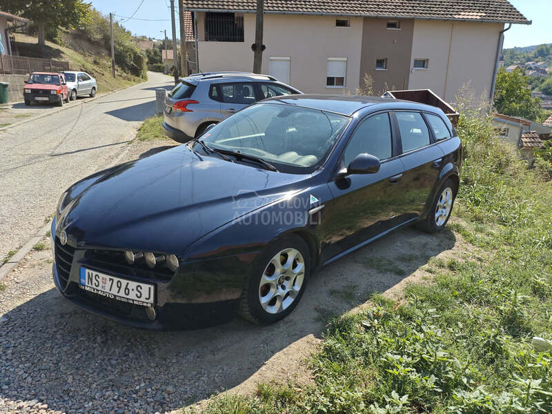 Alfa Romeo 159 1.9 JTDM 8v
