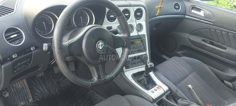 Alfa Romeo 159 1.9 JTDM 8v