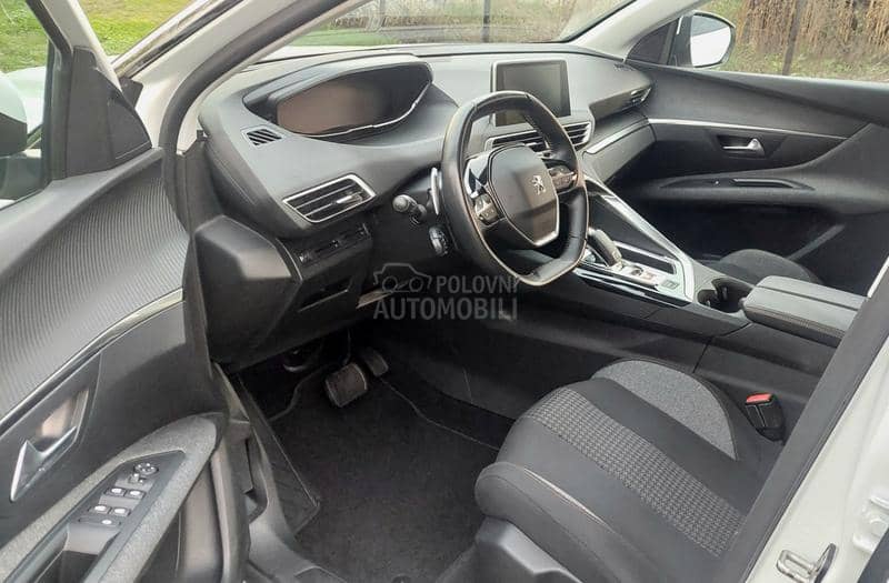 Peugeot 3008 BUSINESS PACK EAT8