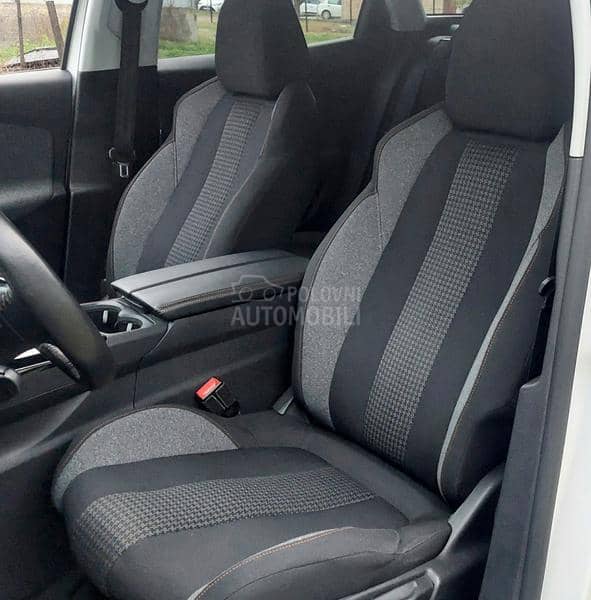 Peugeot 3008 BUSINESS PACK EAT8