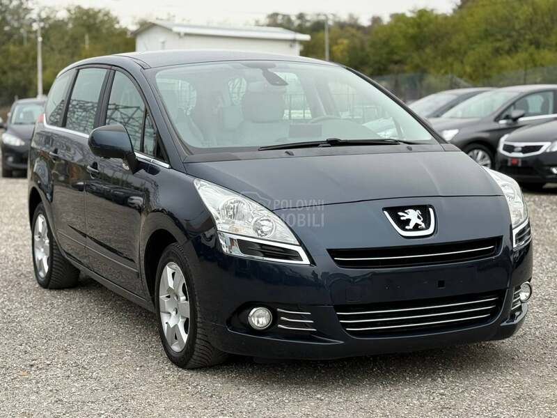 Peugeot 5008 2.0 HDI ALLURE CH